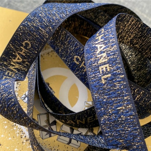 CHANEL Ribbon‎ Authentic Navy Blue & Gold Woven Ribbon 60 Inches - Picture 3 of 6